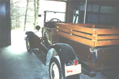 Model A or Model T Truck
A Model A or Model T truck sitting in a garage.
Keywords: Model A or Model T Truck