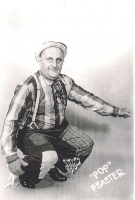 Lester Feaster Sr. in Clown outfit
Photo of Lester Feaster Sr. in his clown outfit. This image was used in the January 2005 issue of U.S. Legacies Magazine, with a story about him.
Keywords: Lester (Pop) Feaster
