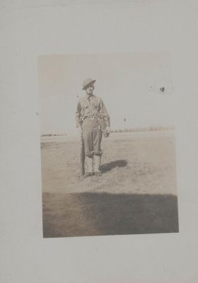 Brown Family-WWI
Unknown Soldier, possibly from WWI
Keywords: WWI soldier