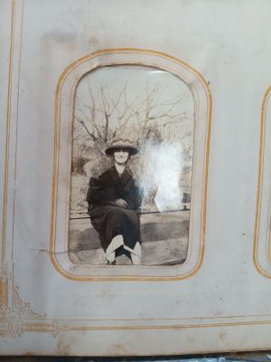 Woman in a hat, from the Annie E Taylor and Benjamin Taylor family bible.
Tin type photo of a woman in a hat, from the Annie E Taylor and Benjamin Taylor family bible. From the mid 1800s in Rockport Indiana and from the early 1900's in Seattle Washington.
Keywords: Annie E Taylor;Benjamin Taylor family bible;1800s;Rockport Indiana;early 1900's;Seattle Washington.